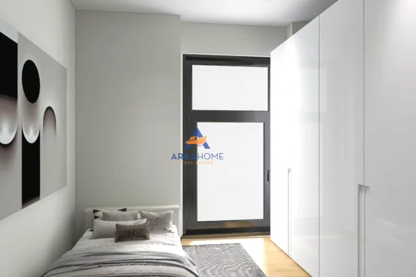 Shtepi ne shitje Apartament ne Tirane, 2+1, Mobilimi Bosh, pa mobiluar, Pagesa 158,100  Euro.