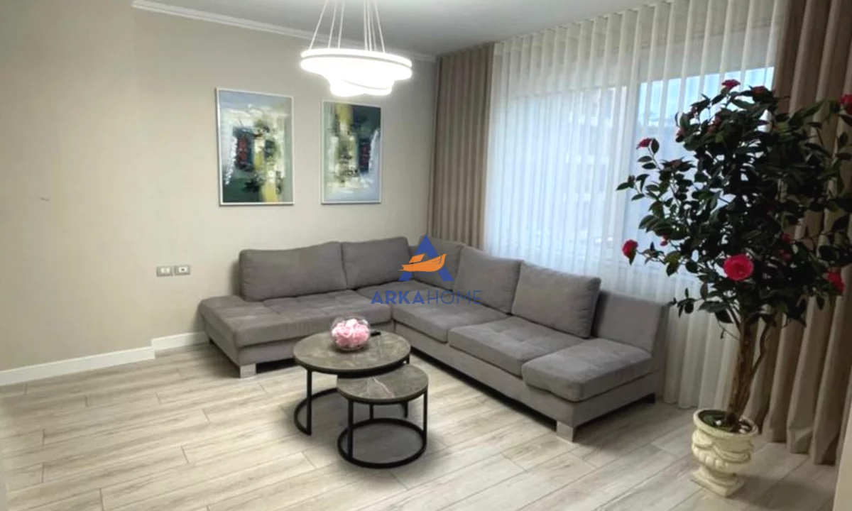 Shtepi me qera Apartament ne Tirane, 1+1, Mobilimi E mobiluar, Pagesa 900  Euro.