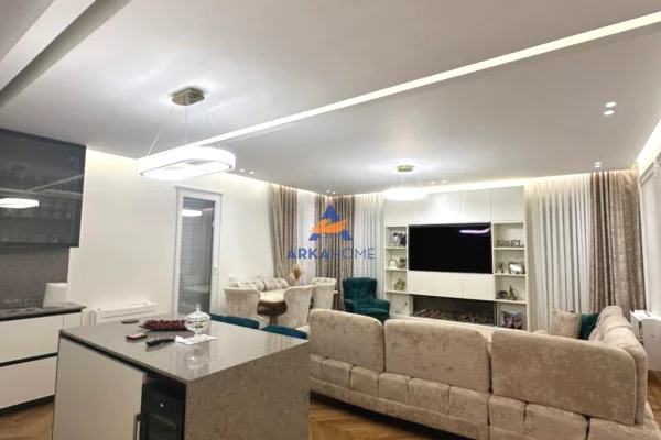 Shtepi ne shitje 3+1 ne Tirane - 300,000 Euro