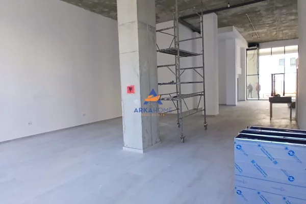 Ambient biznesi me qera 1+1 ne Tirane - 4,500 Euro