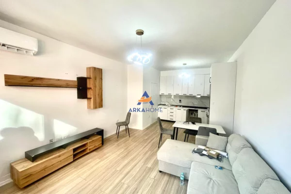Shtepi me qera 1+1 ne Tirane - 519 Euro