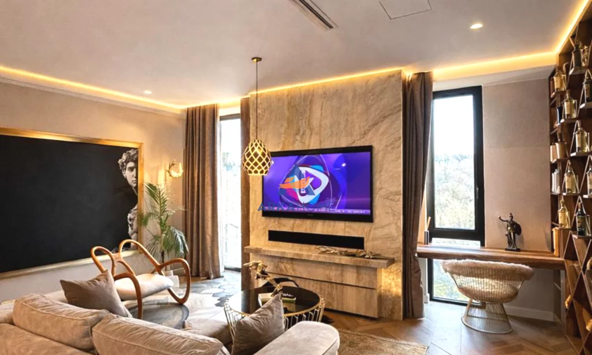 Shtepi ne shitje Apartament ne Tirane, 1+1, Mobilimi E mobiluar, Pagesa 520,000  Euro.