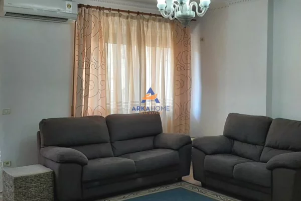 JEPET ME QERA APARTAMENT 1+1+ BALLKON " SHESHI SKEDERBEJ " 600 EURO