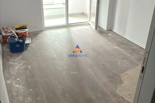 Shtepi me qera 2+1 ne Tirane - 415 Euro