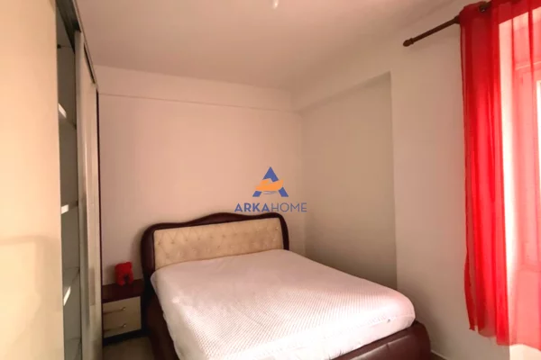 Shtepi me qera Apartament ne Tirane, 2+1, Mobilimi E mobiluar, Pagesa 623  Euro.