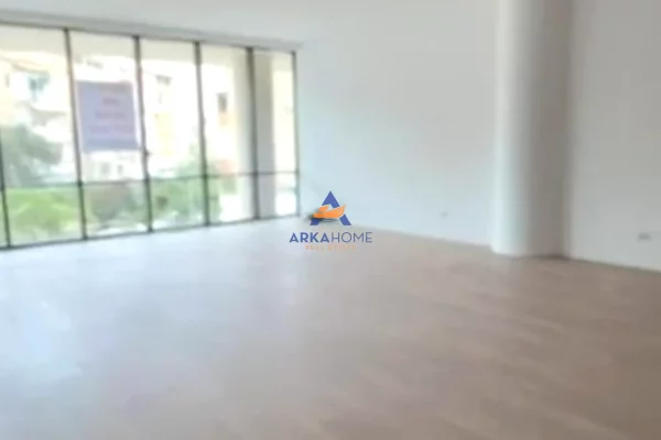 Ambient biznesi ne shitje 1+1 ne Tirane - 508,000 Euro