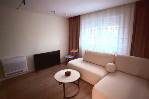 JEPET ME QERA SUPER APARTAMENT 1+1 "POLIKLINIKA LAGJIA 9 " 850 EURO