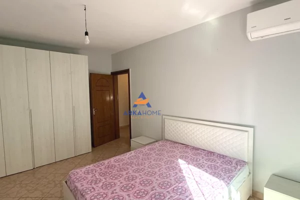 Shtepi me qera 2+1 ne Tirane - 571 Euro