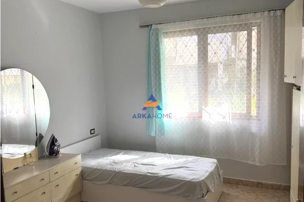 Shtepi me qera 2+1 ne Tirane - 571 Euro