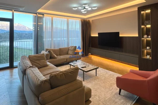 House for Sale 2+1 in Tirana - 800,000 Euro