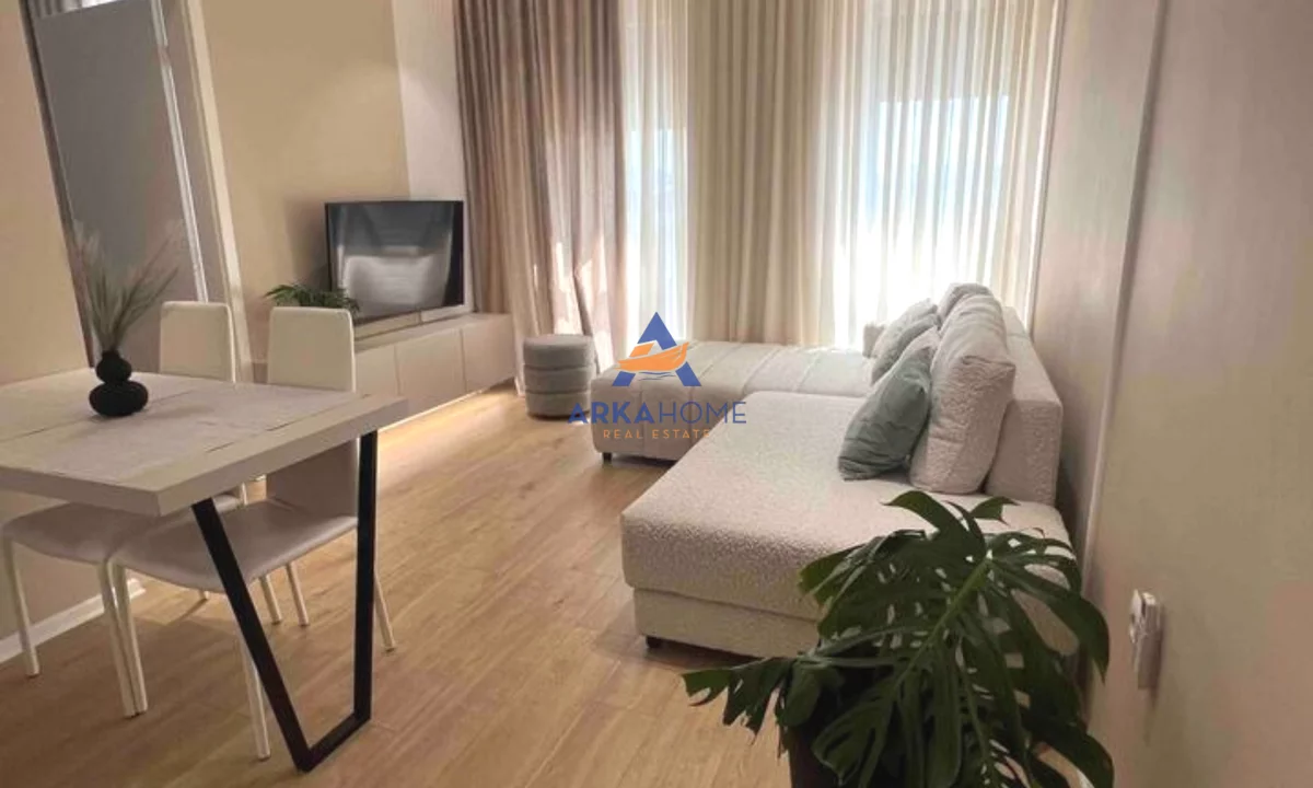 Shtepi me qera Apartament ne Tirane, 1+1, Mobilimi Pjeserisht e mobiluar, Pagesa 600  Euro.