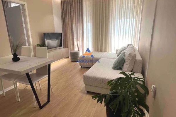 Shtepi me qera 1+1 ne Tirane - 600 Euro