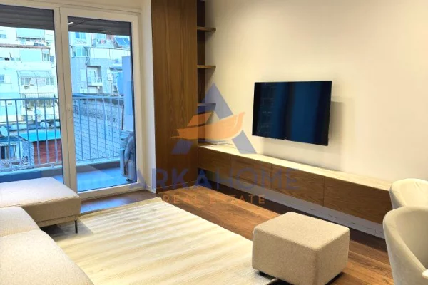 JEPET ME QERA APARTAMENT 1+1 "TEK XHAMLLIKU" 700 EURO