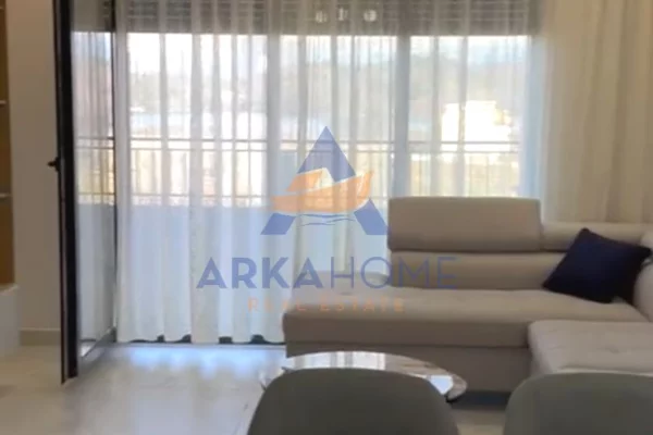 Shtepi me qera 1+1 ne Tirane - 1,000 Euro