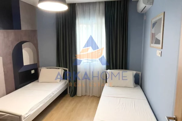 Shtepi me qera Apartament ne Tirane, 2+1, Mobilimi E mobiluar, Pagesa 1,700  Euro.