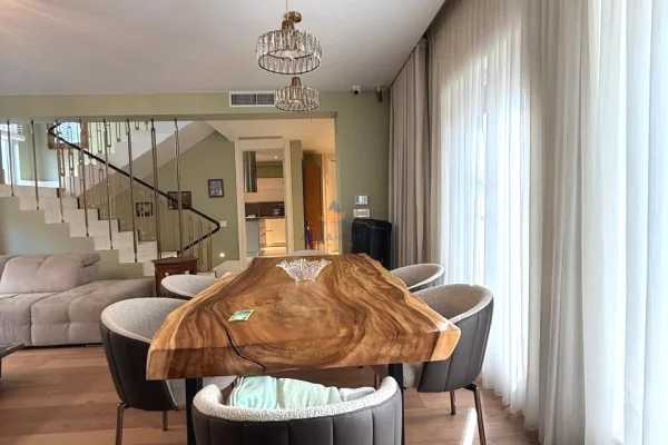 Luxury villas for sale in Tirana 4+1, Furnished