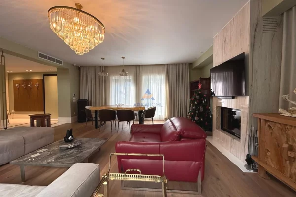 Luxury villas for sale in Tirana 4+1, Furnished