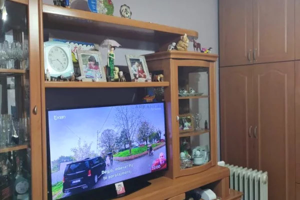 SHITET APARTAMENT 2+1 (KONVERTUAR NË 3+1) "RRUGA IRFAN TOMINI" 140000 EURO