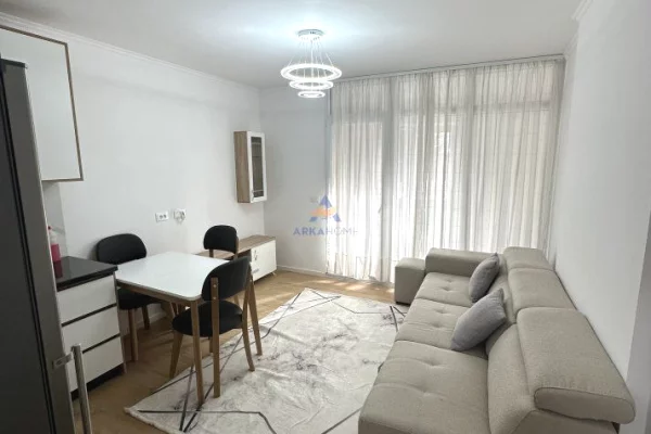 JEPET ME QERA APARTAMENT 2+1 "NE DON BOSKO" 650 EURO