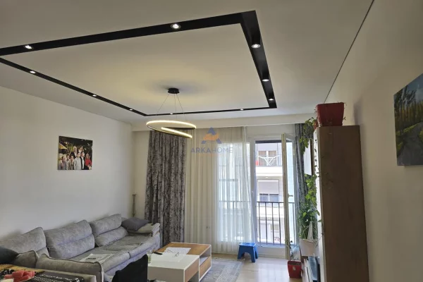 SHITET APARTAMENT 2+1+ BALLKON "ALIDEMI , AFER TREGUT ELEKTRIK " 27.500.000 LEKE