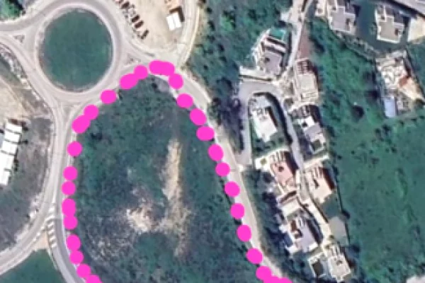 Truall ose Toke  ne Tirane - 1,050,000 Euro