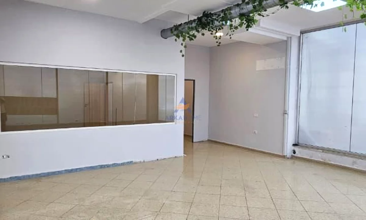 JEPET AMABILMENT ME QERA 136M2 KODRA E DIELLIT 100.000 LEKE