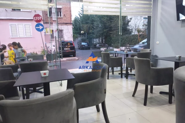 SHITET BAR-KAFE 60 M2 ALI DEM 80000 Euro