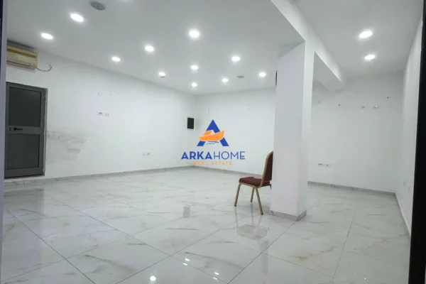Ambient biznesi ne shitje 1+1 ne Tirane - 160,000 Euro