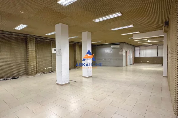 Ambient biznesi me qera 1+1 ne Tirane - 3,000 Euro