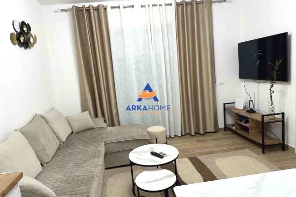 JEPET ME QERA APARTAMENT 2+1+BALLKON " UNIVERS CITY " 40.000 LEKË