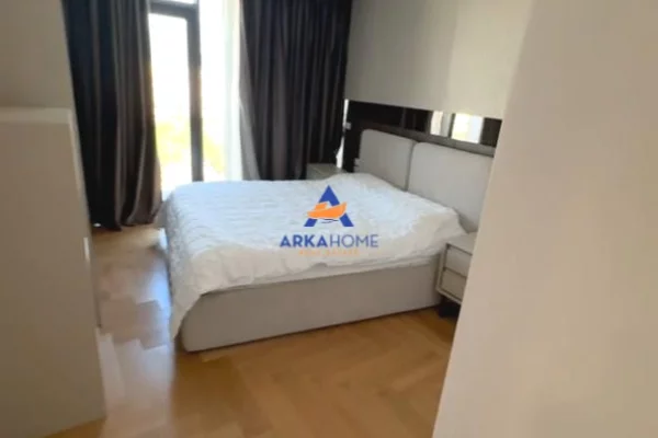 Shtepi ne shitje Apartament ne Tirane, 2+1, Mobilimi E mobiluar, Pagesa 650,000  Euro.