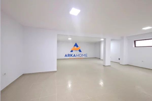 Ambient biznesi ne shitje 1+1 ne Tirane - 180,000 Euro