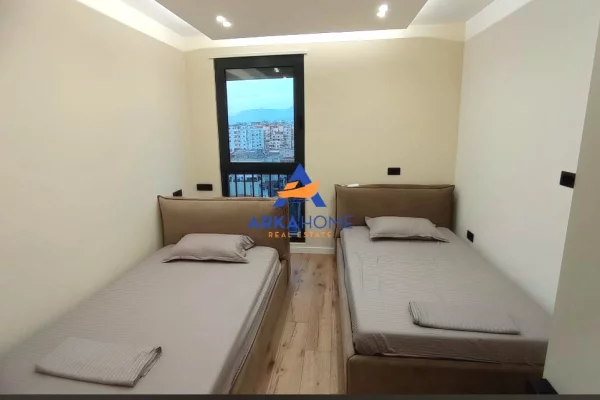 Shtepi me qera Apartament ne Tirane, 2+1, Mobilimi E mobiluar, Pagesa 1,300  Euro.