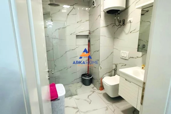 Shtepi me qera Apartament ne Tirane, 1+1, Mobilimi E mobiluar, Pagesa 520  Euro.