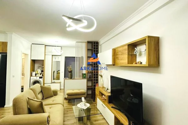 JEPET APARTAMENT ME QERA 1+1+BALLKON "REZIDENCA GRAND GALLERY , YZBERISHT" 50000 LEKE