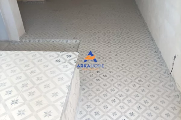 Ambient biznesi ne shitje 1+1 ne Tirane - 100,000 Euro