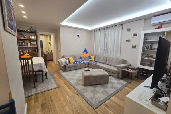 Shtepi me qera 3+1 ne Tirane - 800 Euro