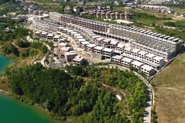 Apartment for sale in Tirana 2+1, Emty