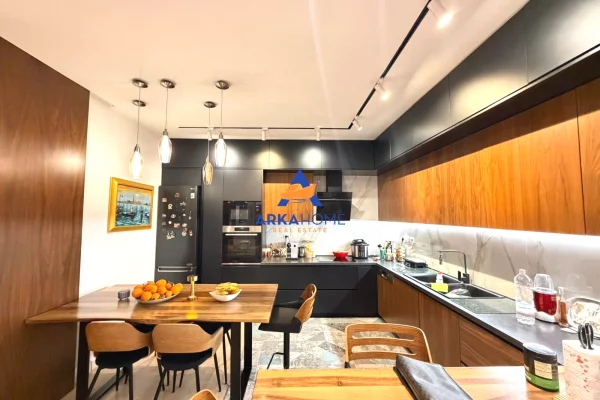 Casa in vendita 2+1 a Tirana - 355,000 Euro