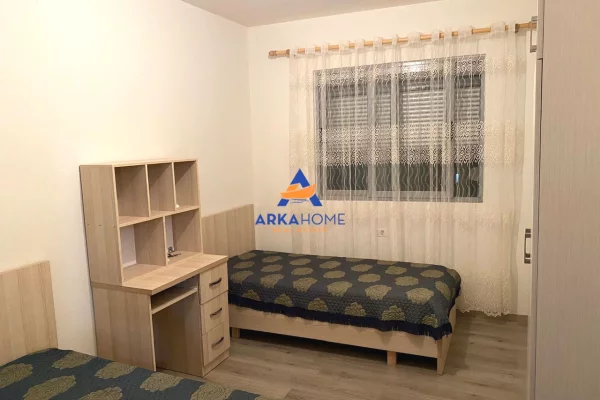 Appartamento in affitto a Tirana 2+1, Arredato