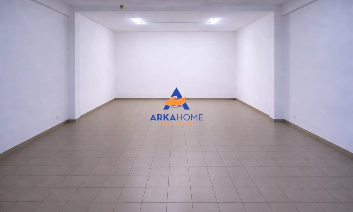 JEPET AMJENT BIZNESI ME QIRA 80M2 "RRUGA KONGRESI MANASTIRIT" 60000 LEKE