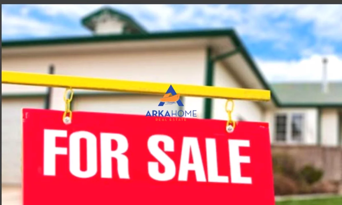 SHITET MAGAZINE 300M2 "PRANE KRYQEZIMIT TE CASA ITALIA" 600.000 EURO