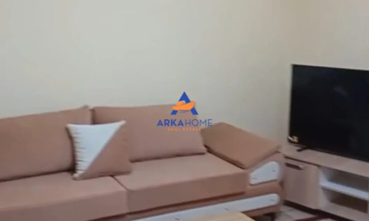 Appartamento in vendita a Tirana 3+1, Arredato