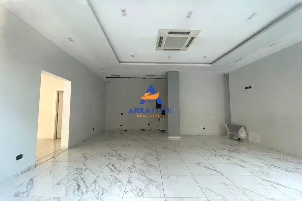 JEPET AMBIENT BIZNESI ME QERA 110M2 "RRUGA E KAVAJES" 2500 EURO