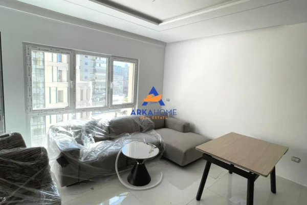 Shtepi me qera 1+1 ne Tirane - 900 Euro