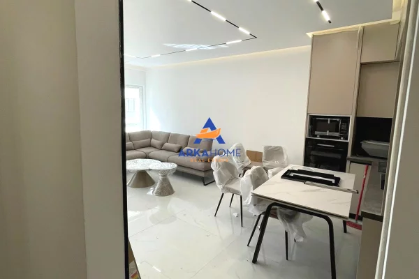 Shtepi me qera Apartament ne Tirane, 1+1, Mobilimi E mobiluar, Pagesa 900  Euro.