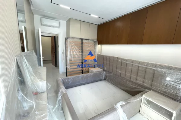 Shtepi me qera Apartament ne Tirane, 1+1, Mobilimi E mobiluar, Pagesa 900  Euro.