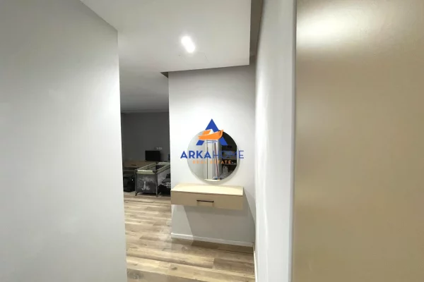 Appartamento in affitto a Tirana 1+1, Arredato