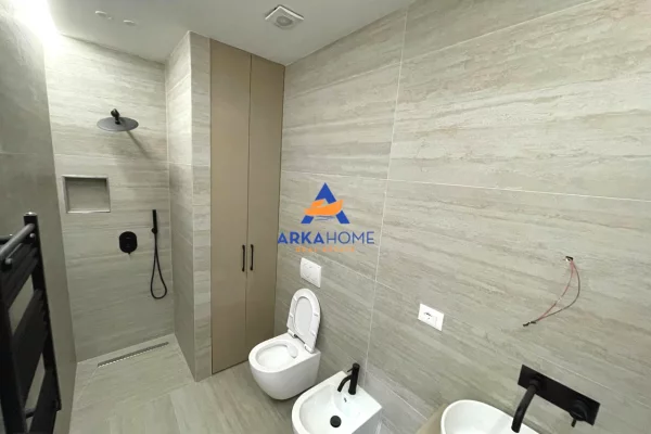 Appartamento in affitto a Tirana 1+1, Arredato