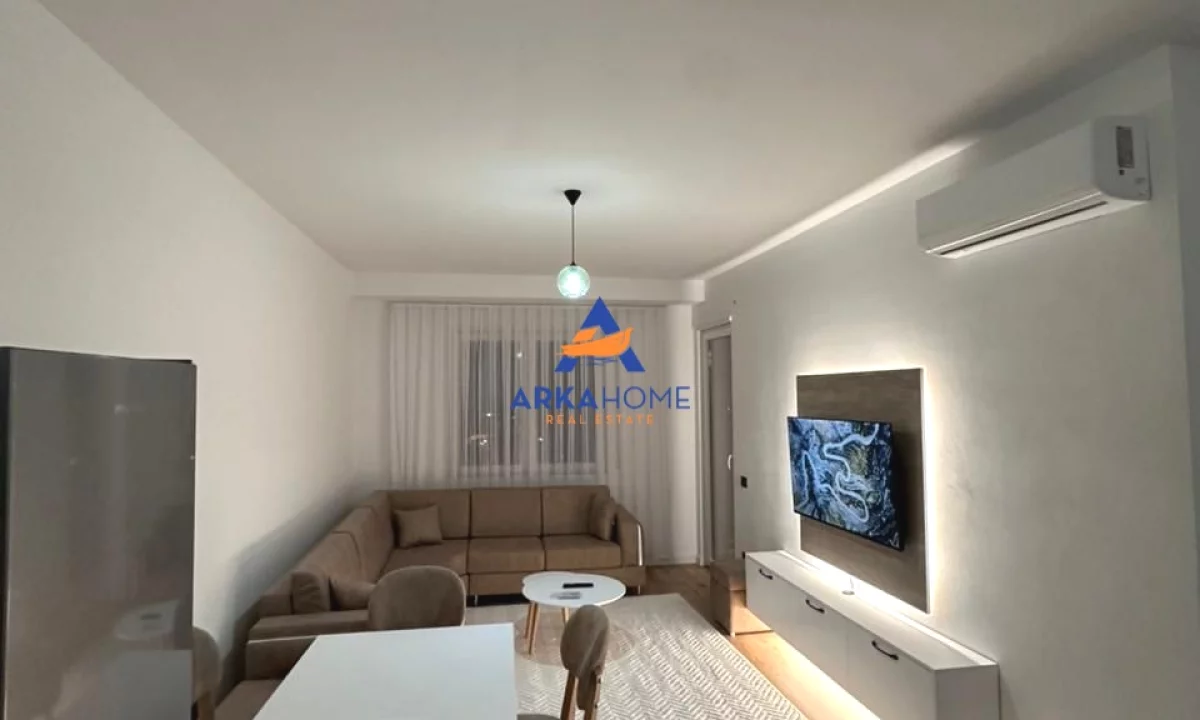 Shtepi me qera Apartament ne Tirane, 2+1, Mobilimi E mobiluar, Pagesa 600  Euro.